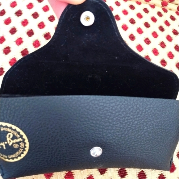 Ray Ban Sunglasses Case - Picture 1 of 6